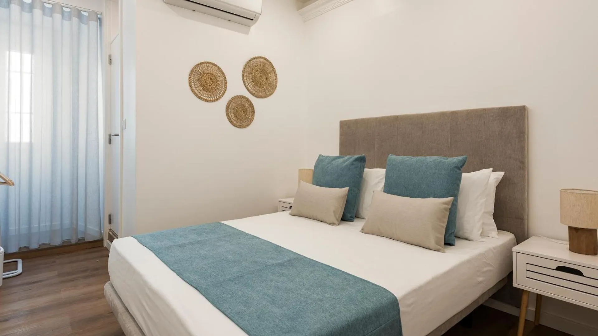 Madalena Hostel E Suites Faro