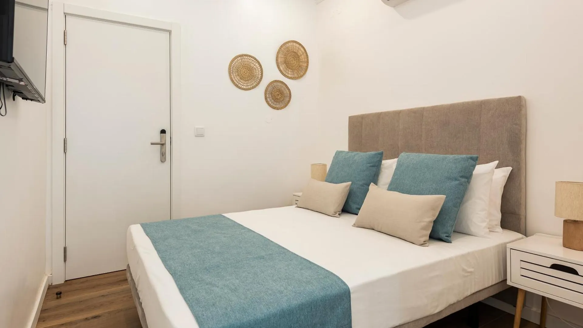 Madalena Hostel E Suites Faro