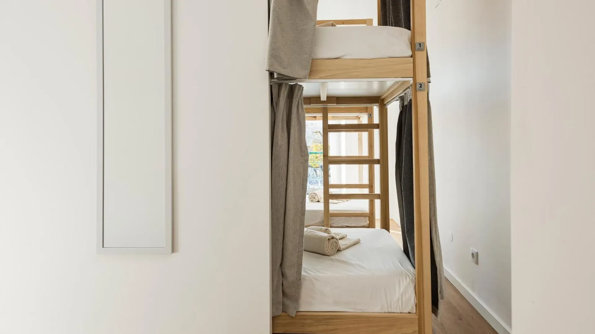 Madalena Hostel E Suites Faro