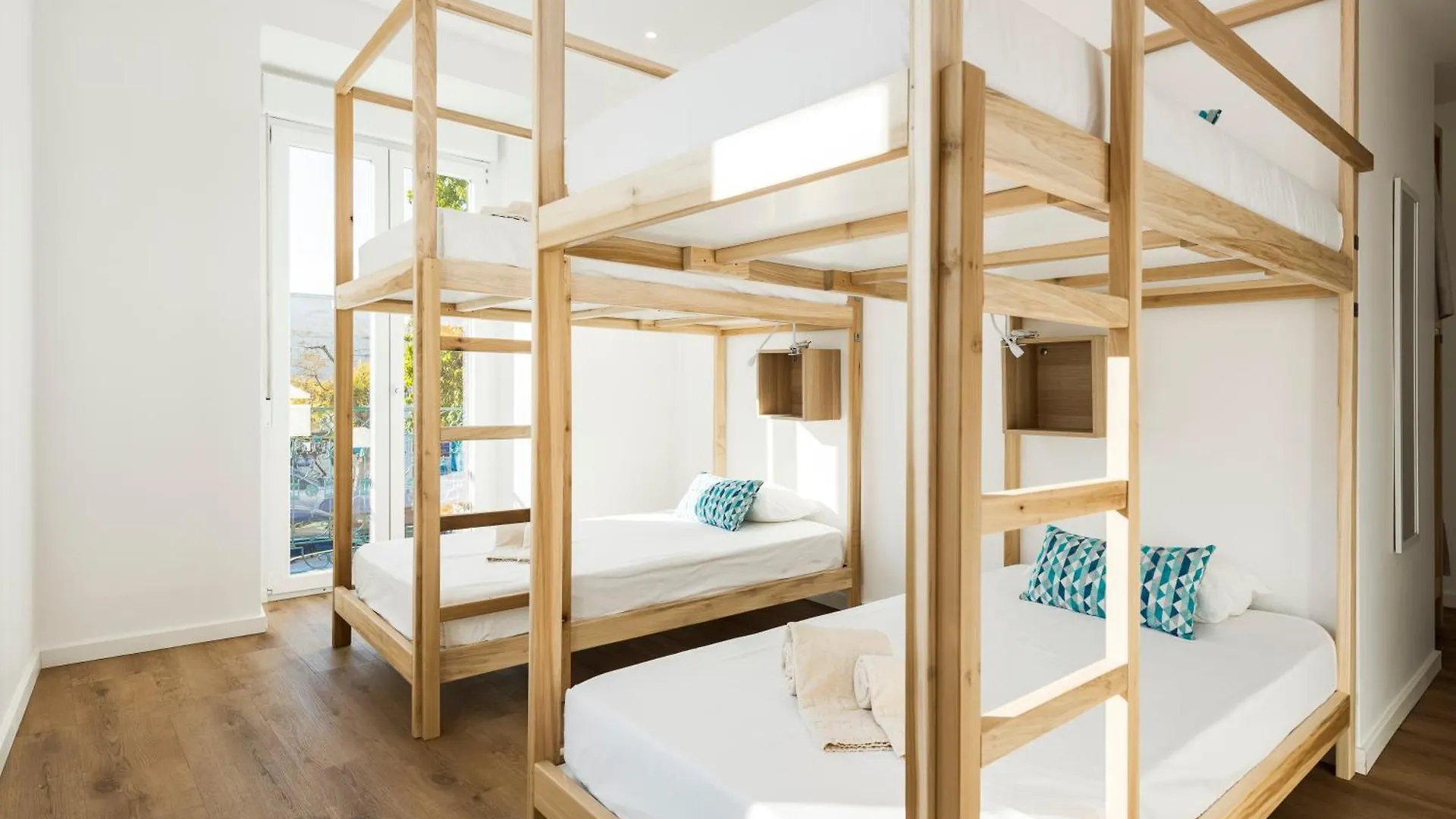 Madalena Hostel E Suites Faro