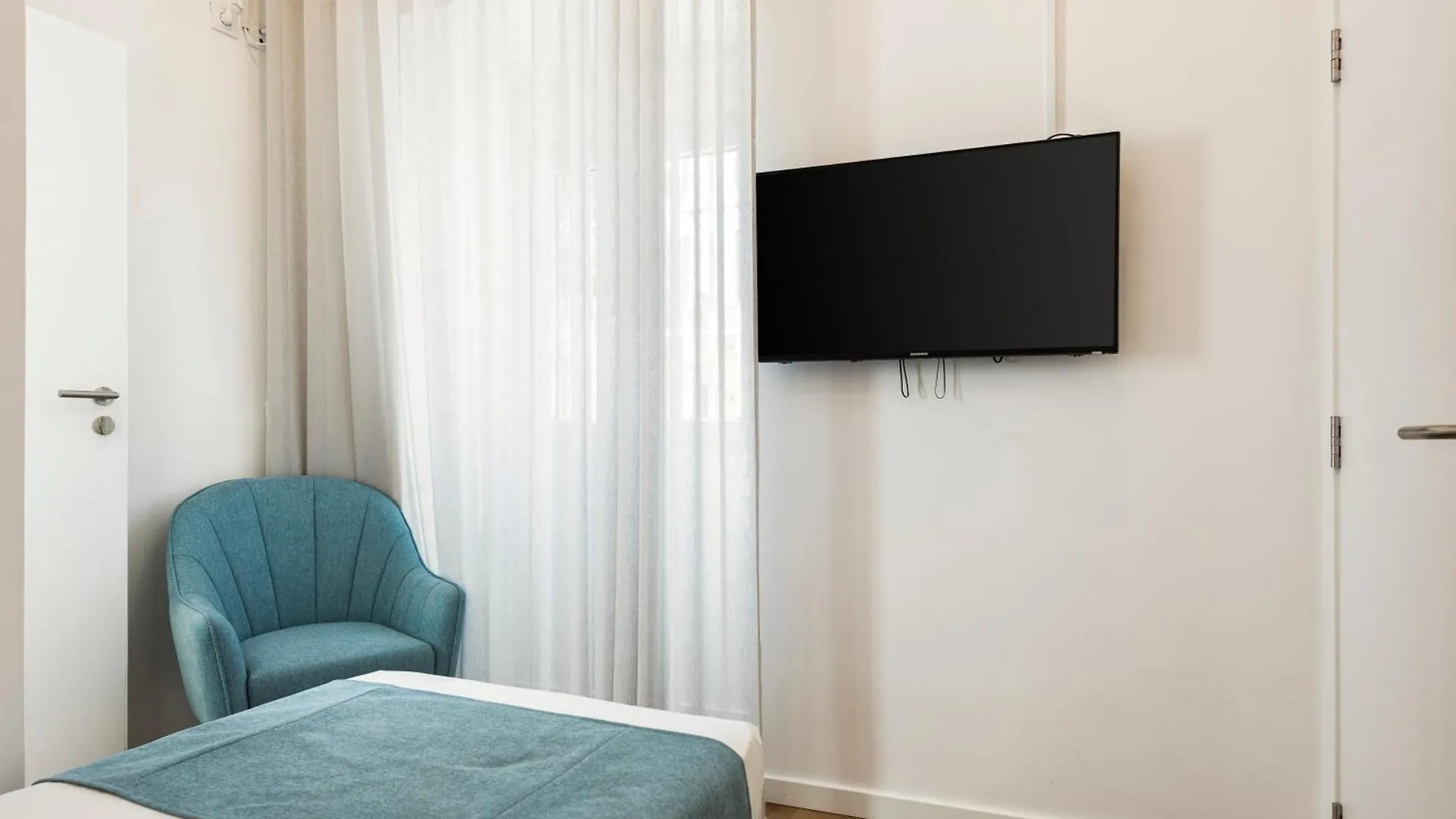 Madalena Hostel E Suites Faro