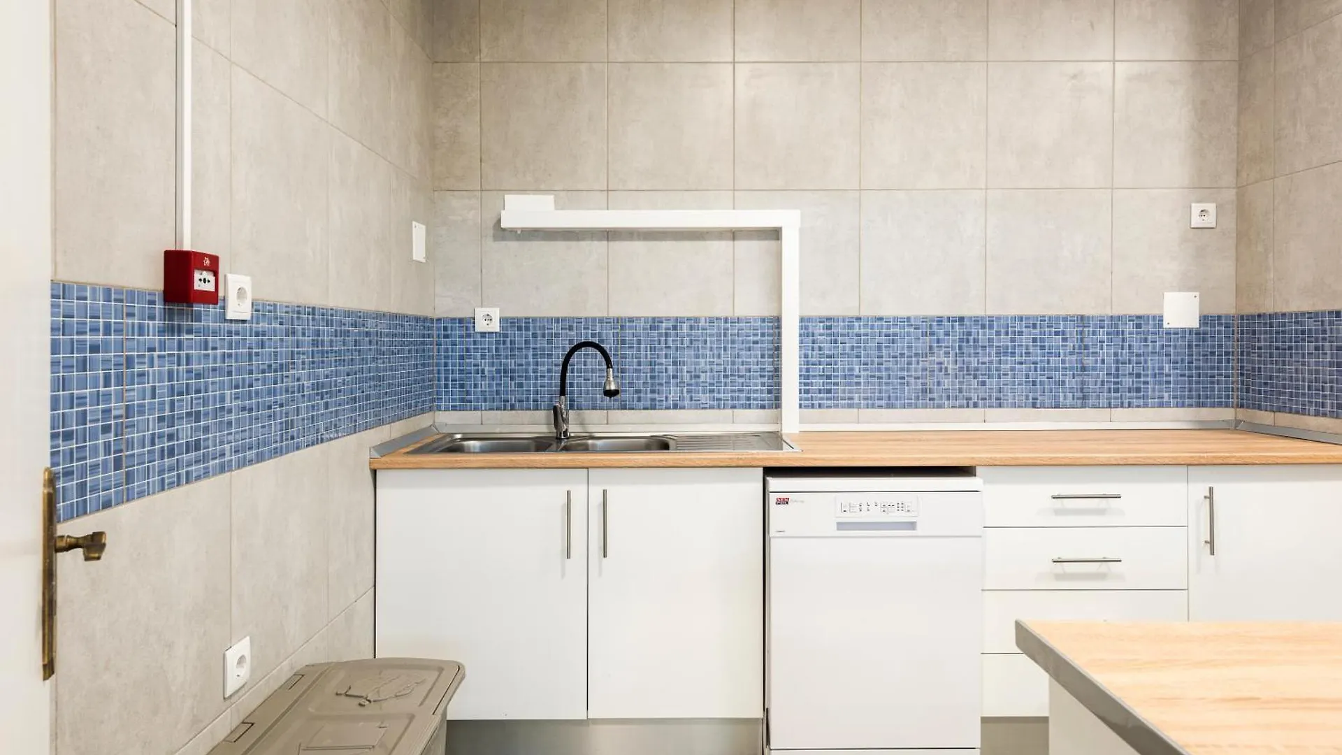 Madalena Hostel E Suites Faro