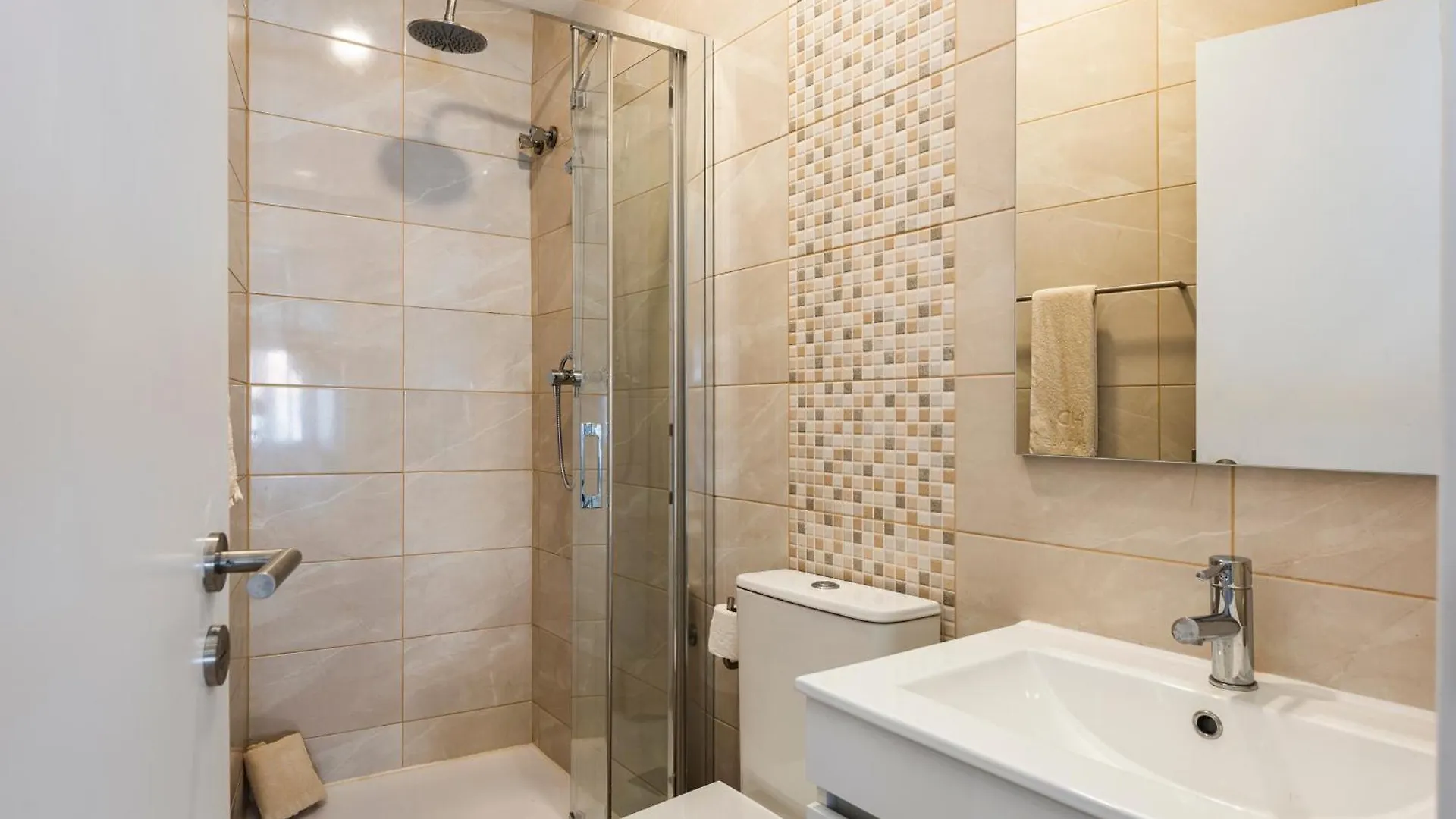 Madalena Hostel E Suites Faro
