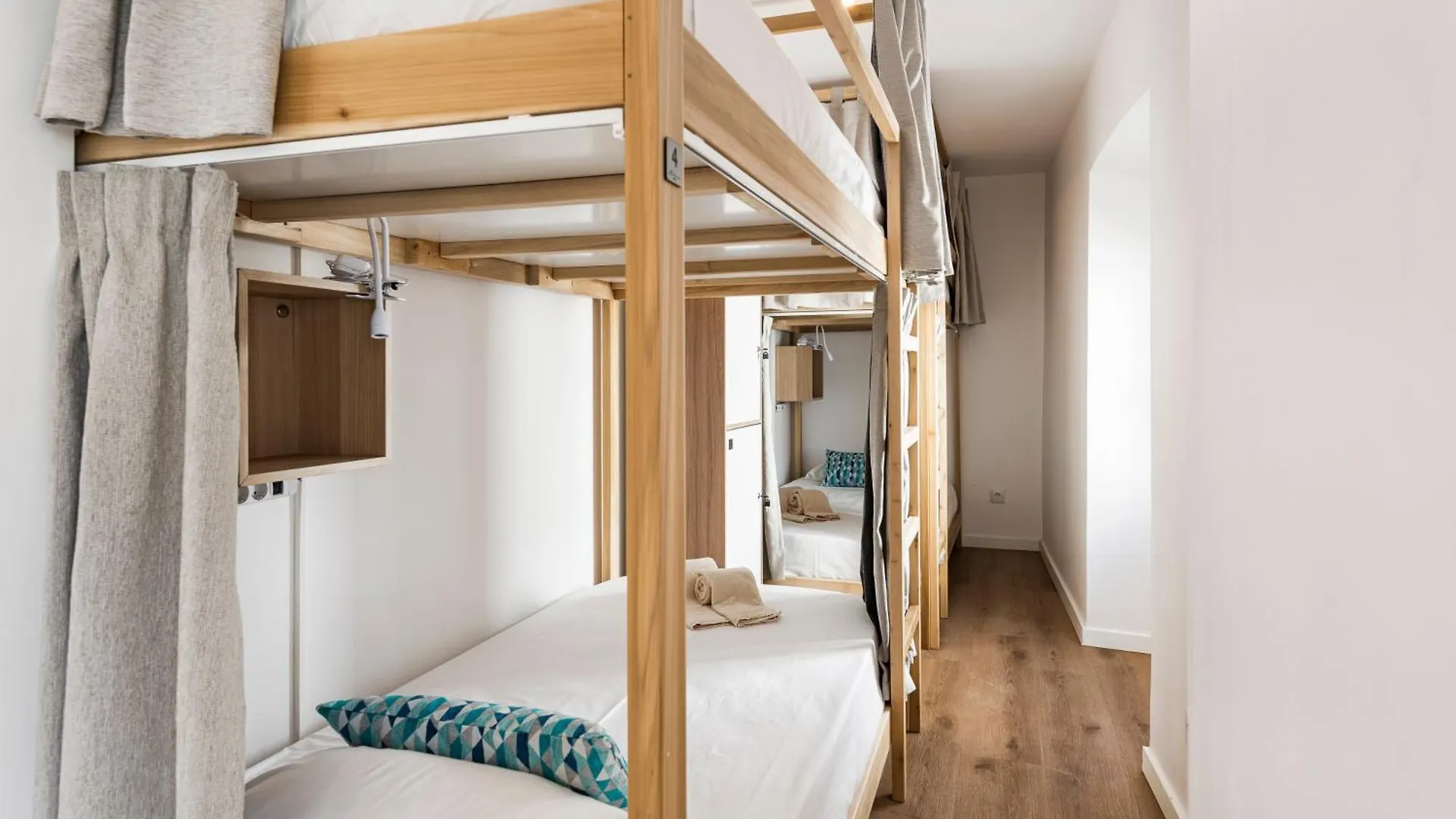 Madalena Hostel E Suites Faro